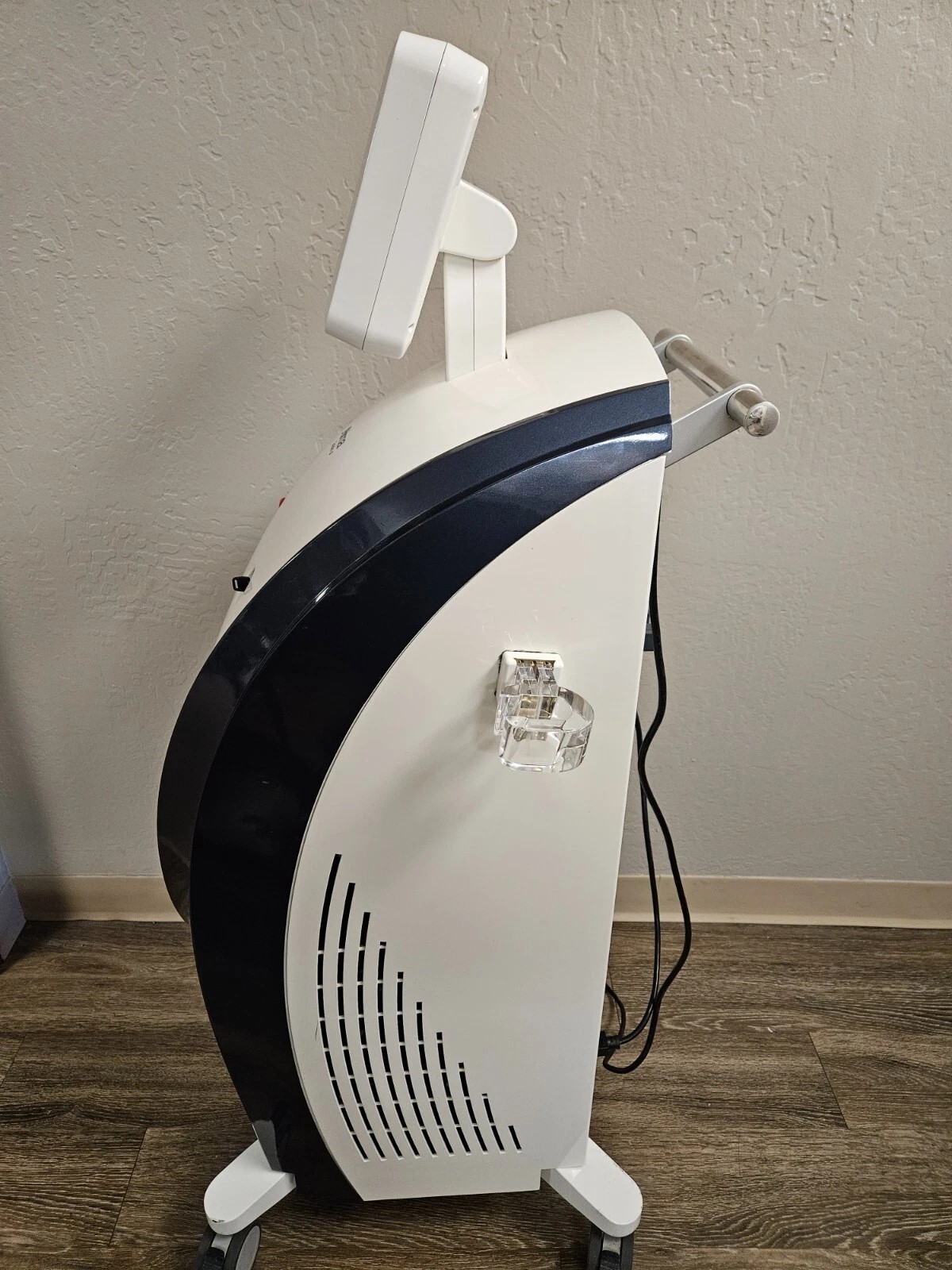 Alma Soprano Lite Device - Image 3