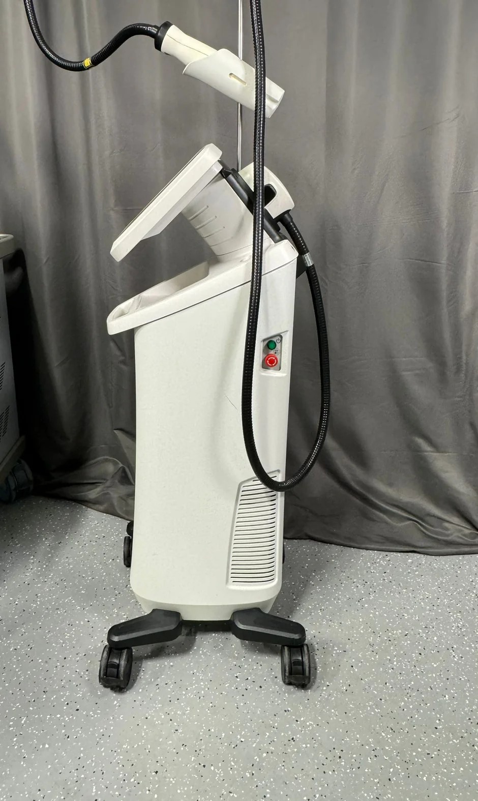 Candela Ellipse Ydun Laser Device - Image 2