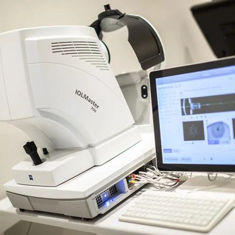 Carl Zeiss IOL MASTER 700 Device
