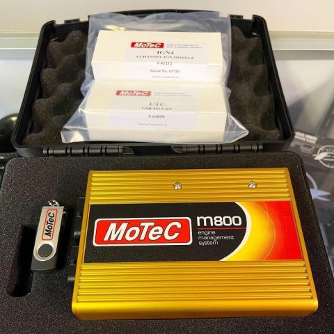 MoTeC M800 ECU