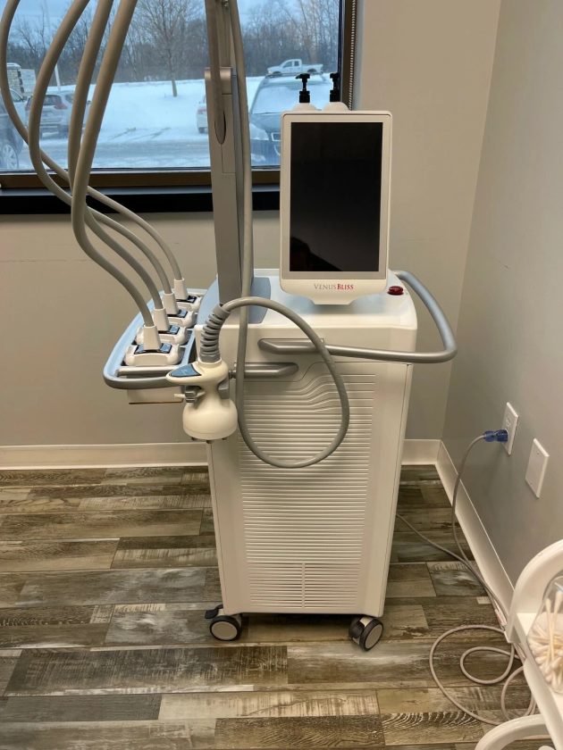 Venus Concepts Bliss Device - Image 2