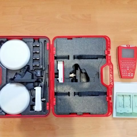 LEICA GS09 GNSS RTK BASE AND ROVER