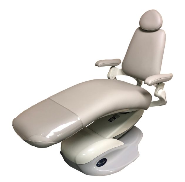 Pelton and Crane Spirit 3000 Series Dental Chair