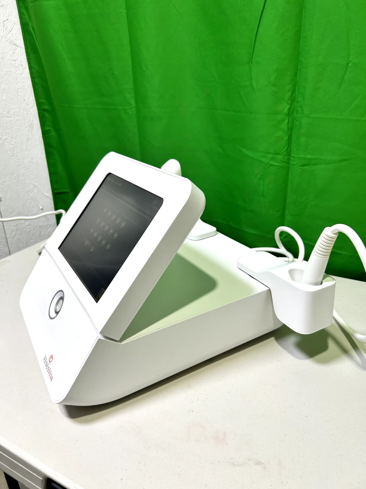 Venus Viva Laser Skin Resurfacing System - Image 2