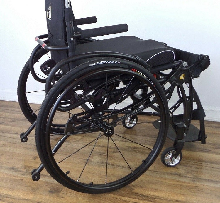 Permobil Lifestand Helium LSA wheelchair - Image 3